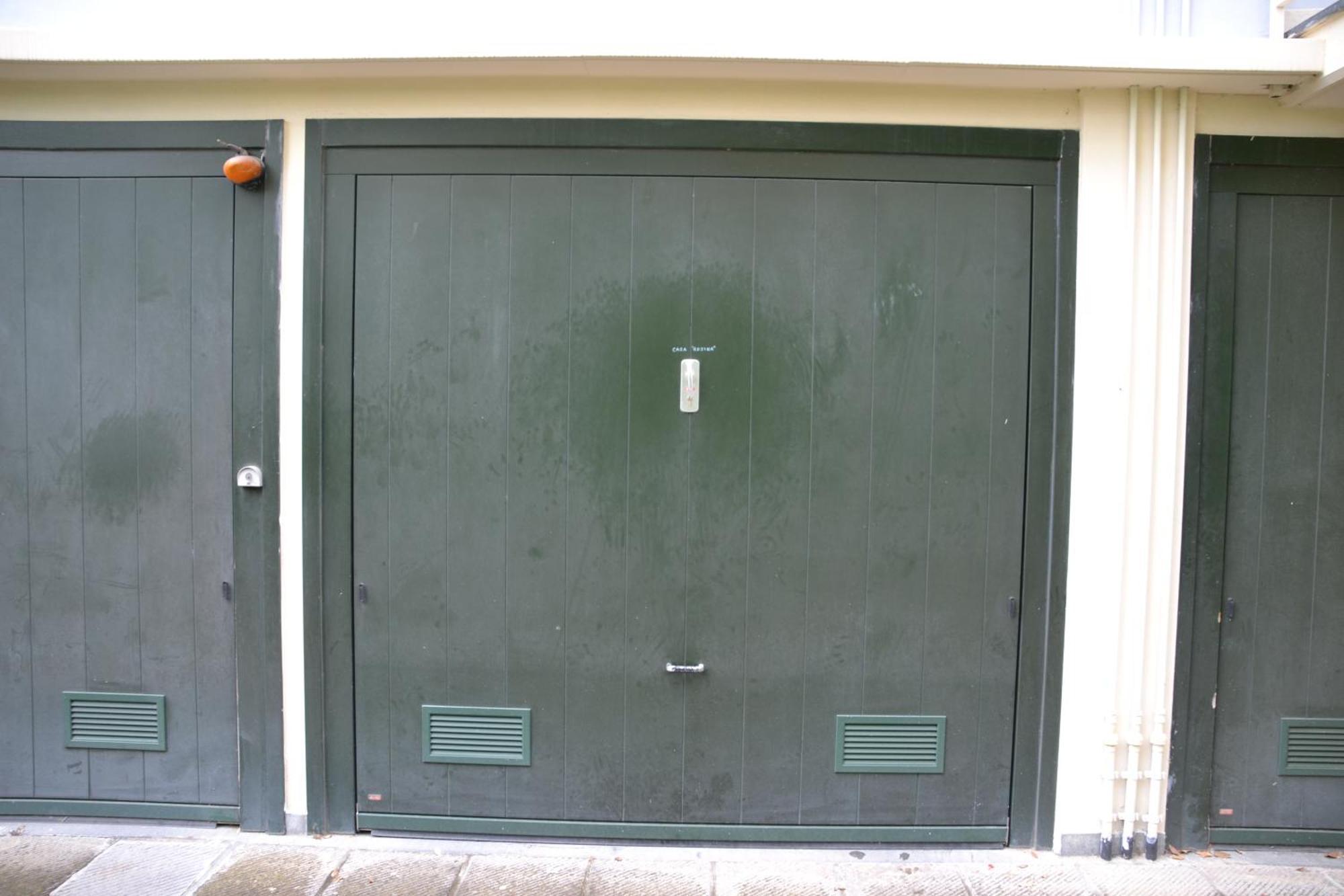 Casa Rosina + Box Per Auto 2 Bici 1,5Km Dalle Mura Lucca Exterior photo